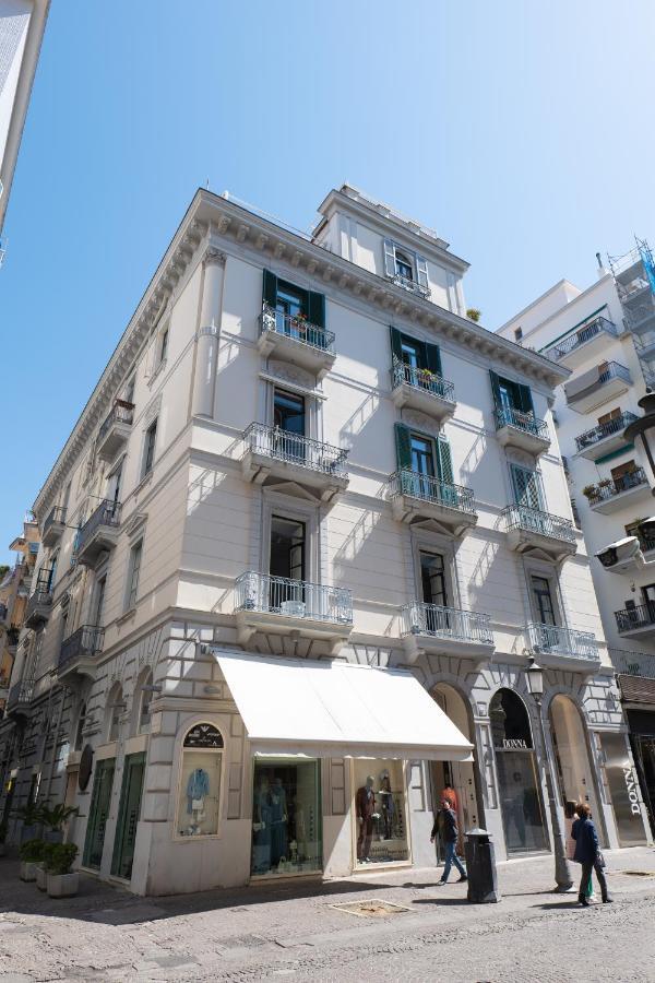 Relais Palazzo Olimpia - Corso Vittorio Emanuele Lejlighed Salerno Eksteriør billede